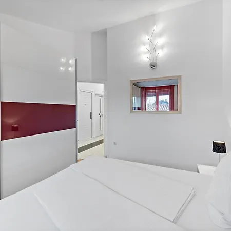 Family Apartment Porec