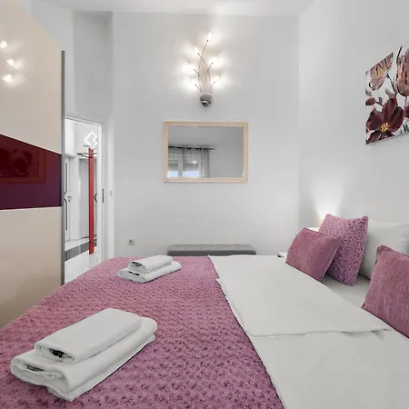 Family Apartment Porec